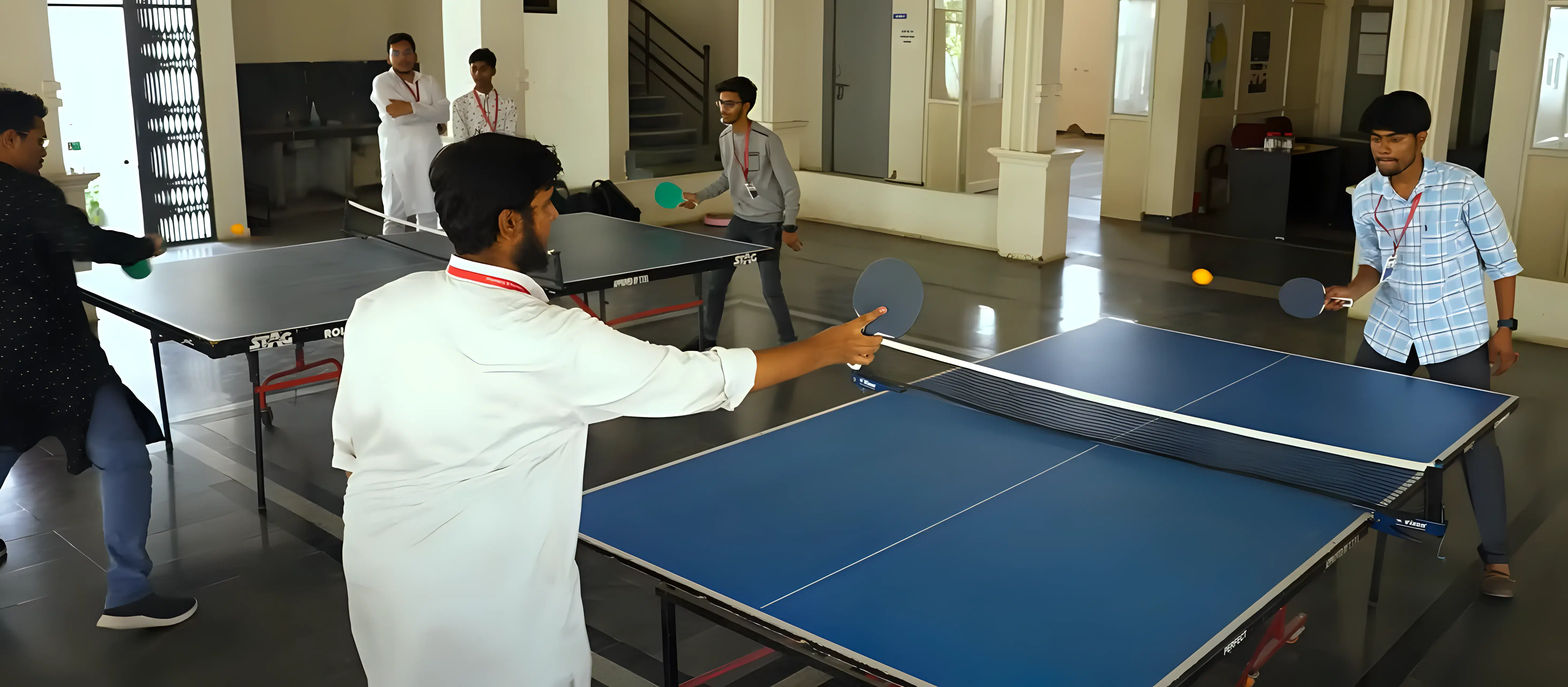 AVNIET sports photo 4